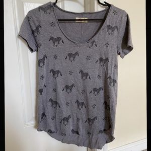 Scoop neck zebra T-shirt